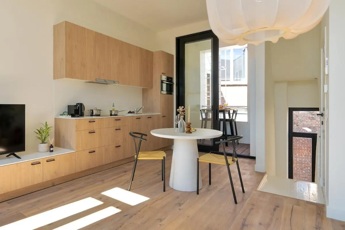 Apartment Stylish 1Br Close To Kmska Antwerp Belgium